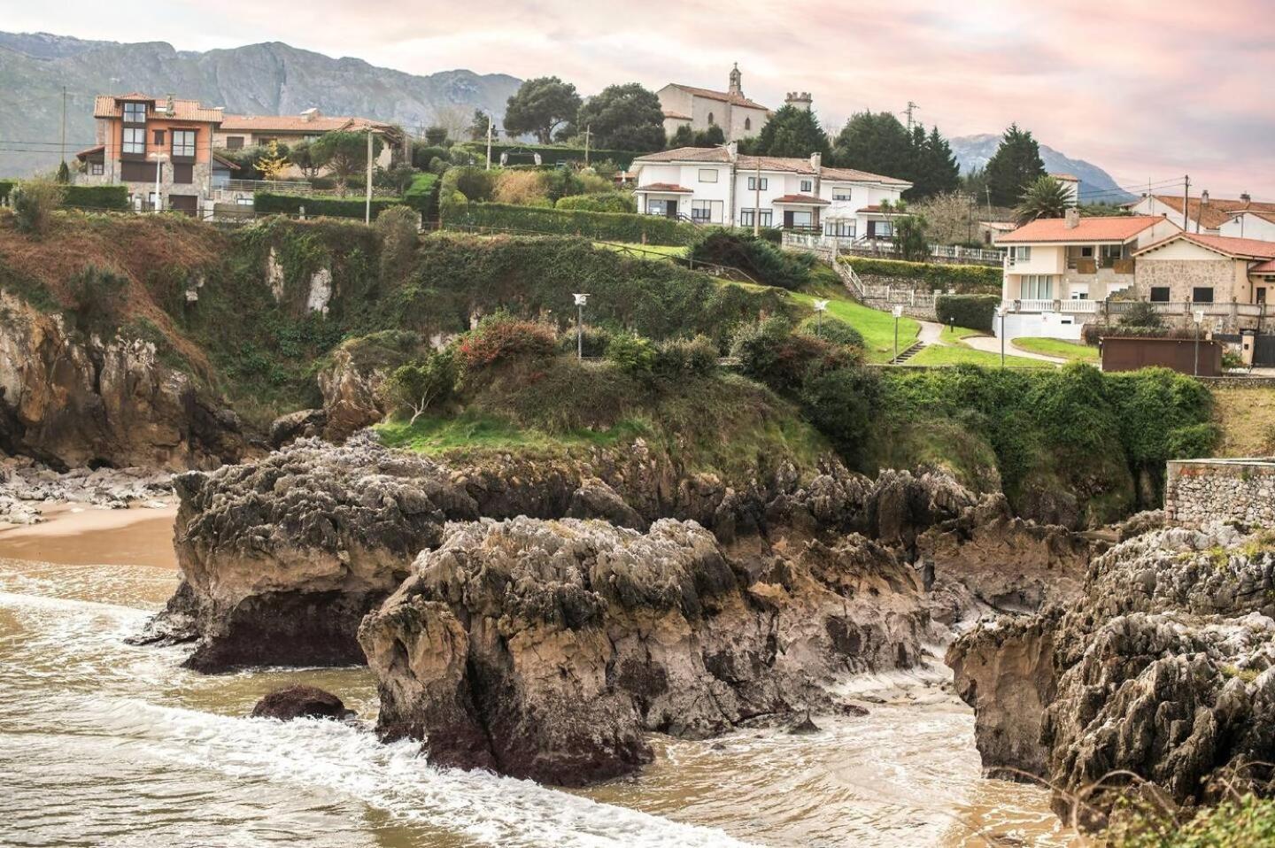Durmiendo En El Paraiso Llanes Eksteriør bilde